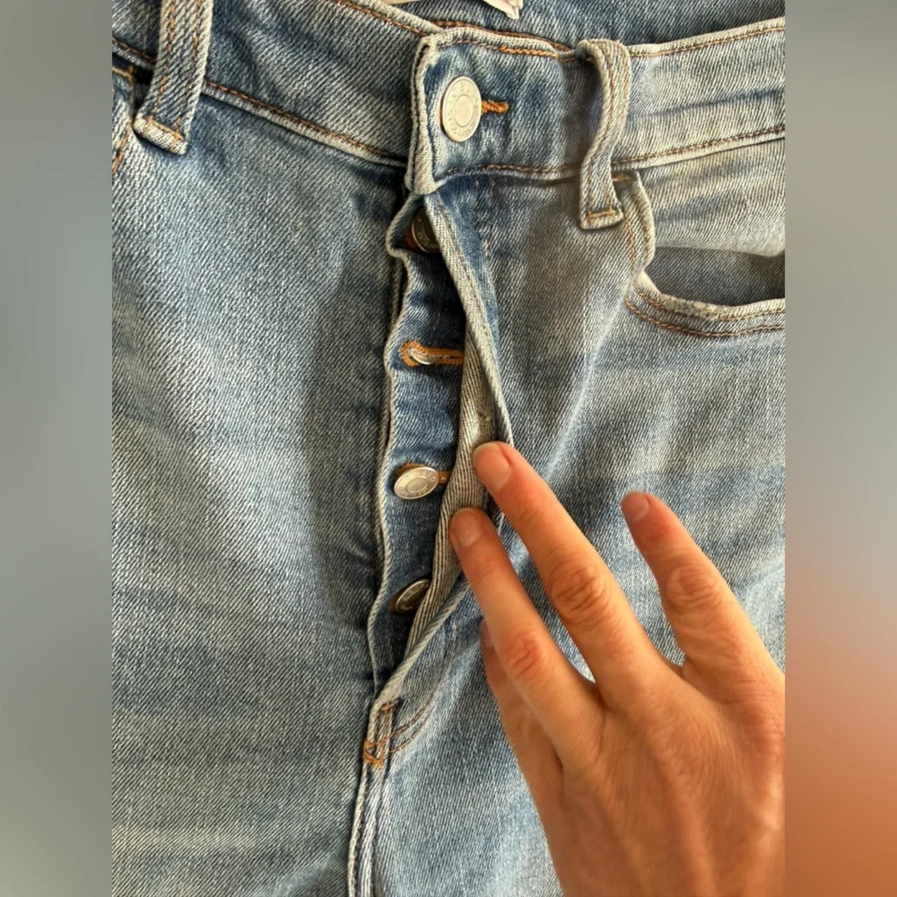 Cello High Rise Straight Leg Jeans Juniors 9 Light Wash Button Fly Y2K